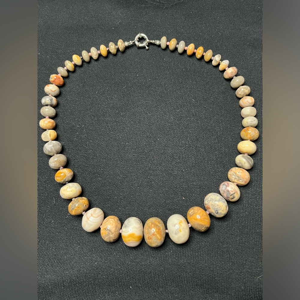 Marbled Agate necklace, stunning!